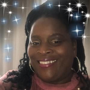 Meet your Posher, Maxine